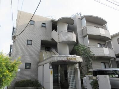 アルカディア下北沢の外観