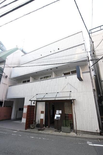 アメニティ三軒茶屋のエントランス| 