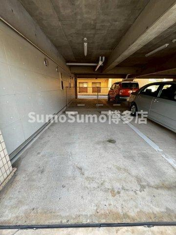 アレーズ大橋の駐車場