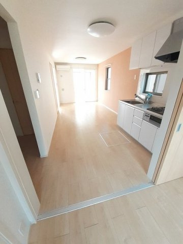 グランデ　フィオーレ　木園　Ｂの居間・リビング