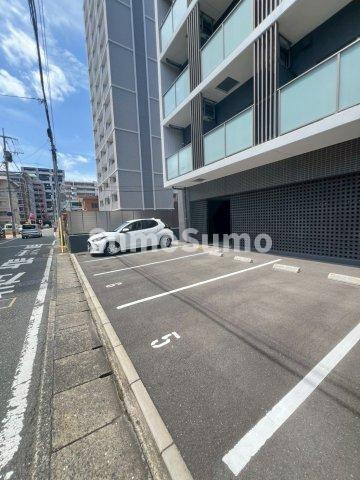 アルファレガロ大橋の駐車場