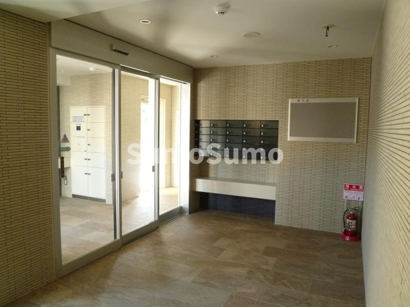 アントレ平尾参道のエントランス