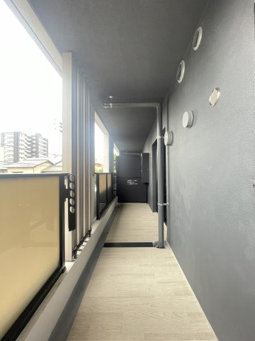 アルメノア西新のバルコニー