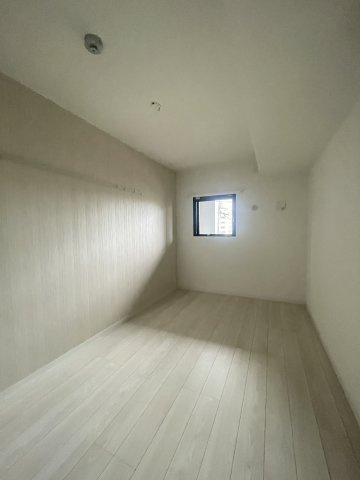 アルメノア西新の寝室