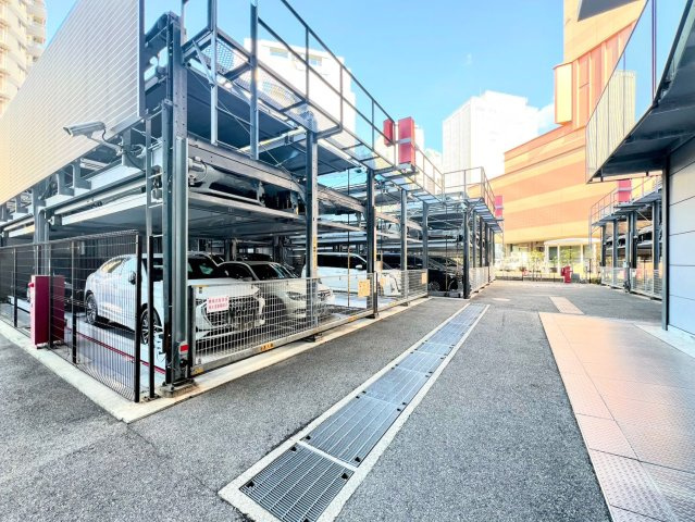 クレヴィアタワー神戸ハーバーランドの駐車場