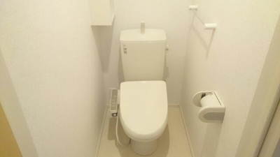 【トイレ】 | ラ・セゾン・クレール | トイレです