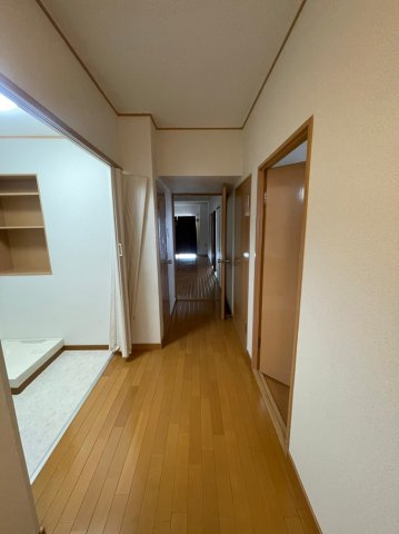 メゾン茨木西駅前の内装