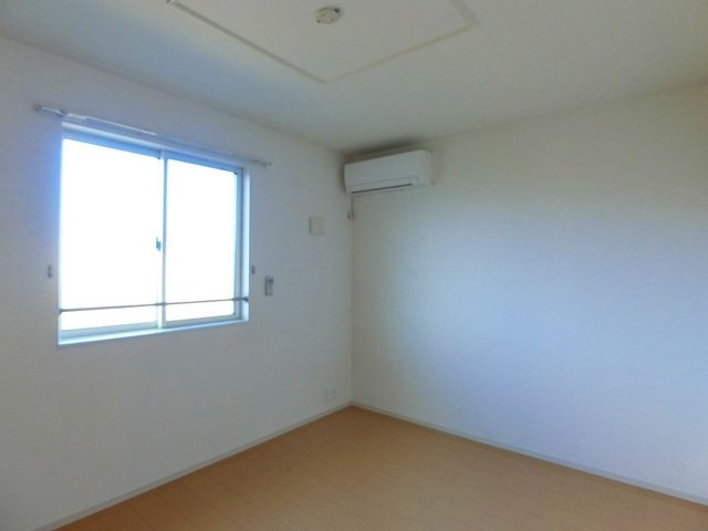 シャン・ドゥ・ムジカＣのその他