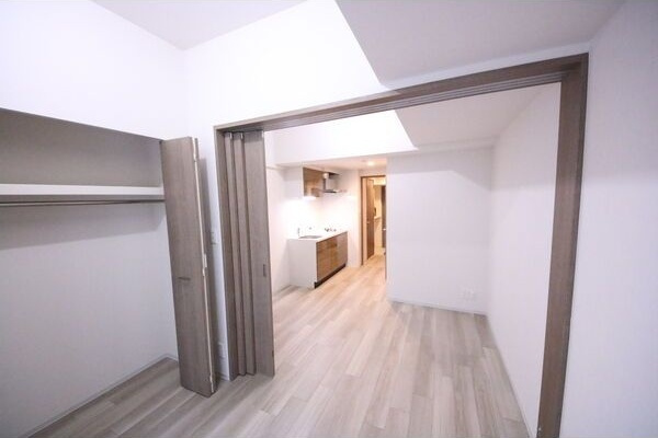 エスリードレジデンス東別院マークスの居間・リビング