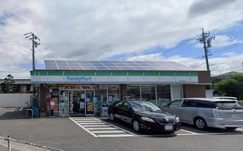 サンリット　ヴィラの周辺|ファミリーマートまで37m