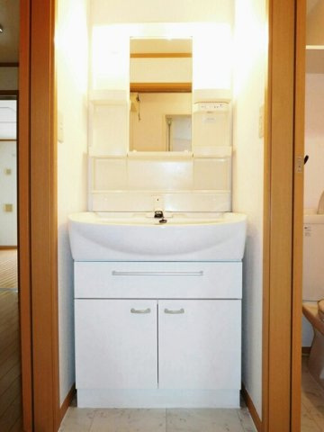 サンリット　ヴィラの洗面所