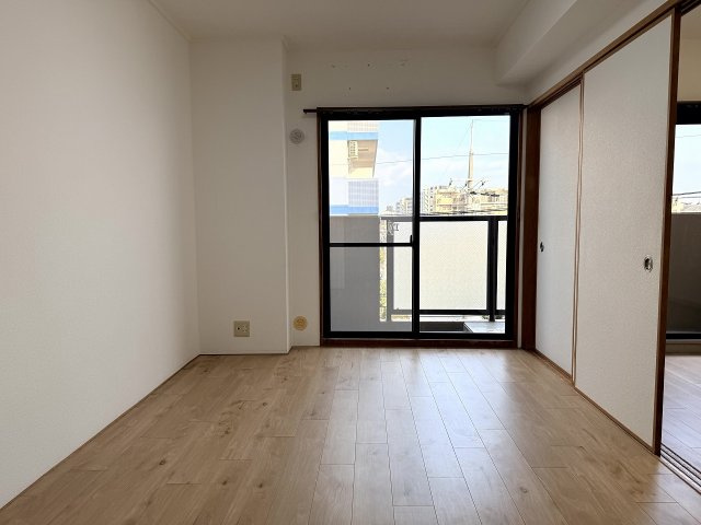 ベネフィス鴨池Iの居間・リビング