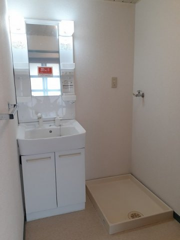 ロイヤルタウンの洗面所