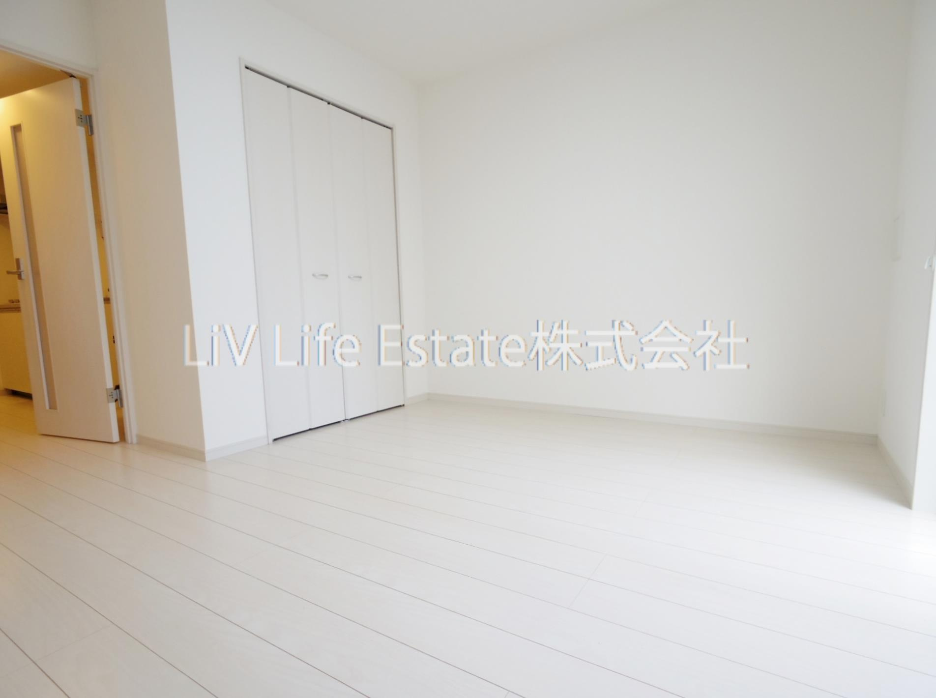 小平市学園西町２丁目のアパートの寝室