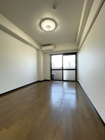 グランディドエルくすのき台の洋室|別号室