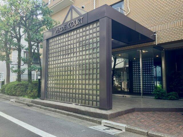 ヴェルデコート弦巻のエントランス| 