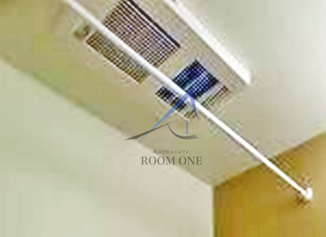 サン　ガーデンの設備|浴室乾燥機です。