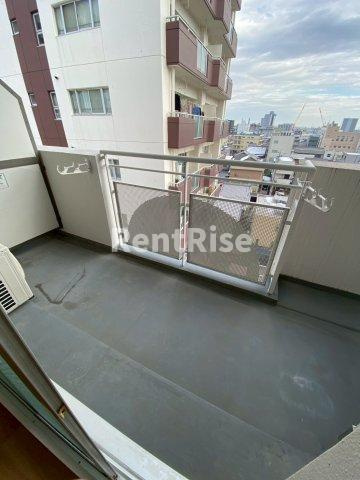 セジュール栄のバルコニー