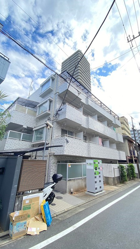 エクセル駒沢の外観