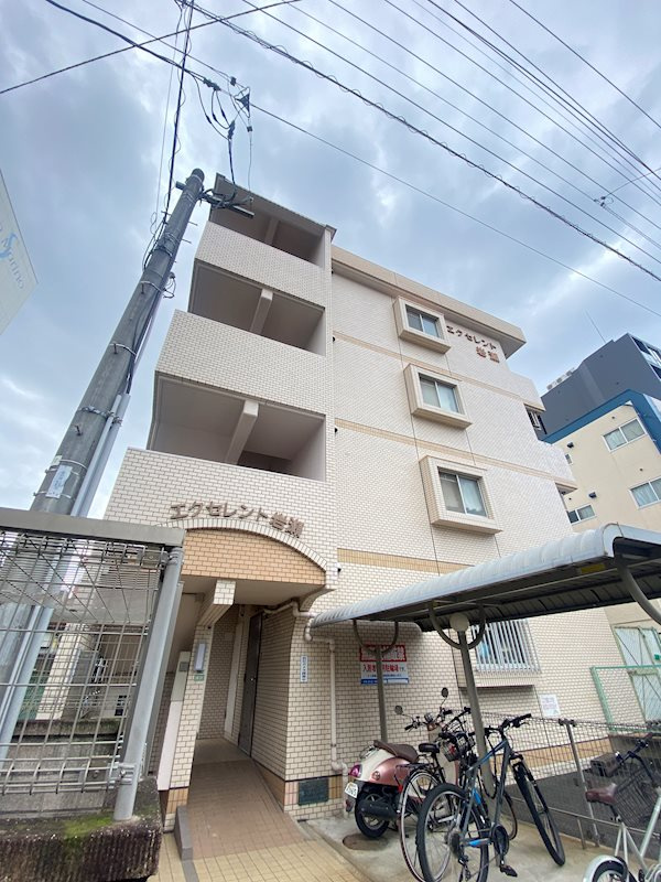 エクセレント岩瀬の外観