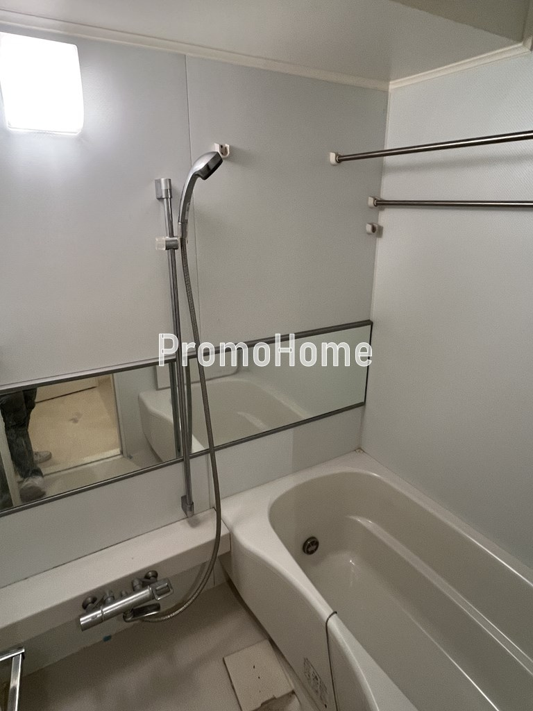 ラドゥセール浅草橋の浴室