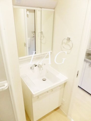 【洗面所】 | Floresta | 独立洗面台です。