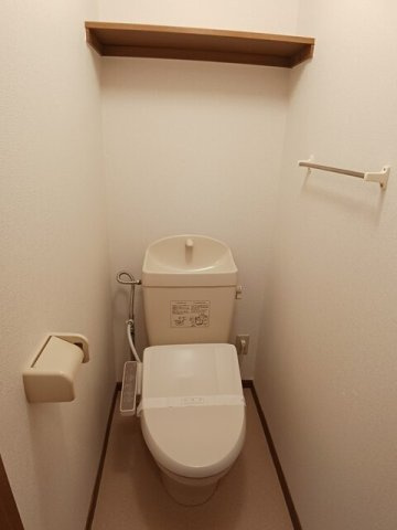 ノーブル飛鳥Ａのトイレ