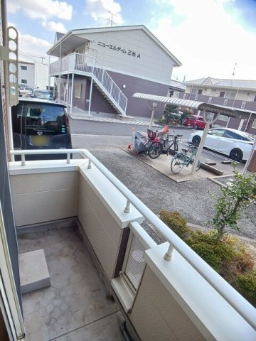 ノーブル飛鳥Ａのバルコニー