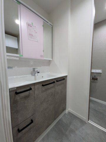 オークハイツ大倉山の独立洗面台