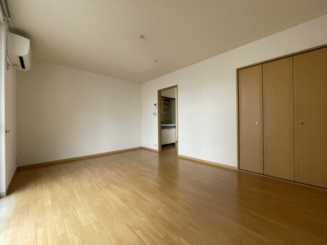 フォーシーズンズ冬の居間・リビング