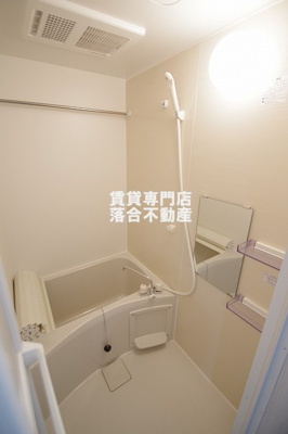 【浴室】 | イディアス橋本壱番館 | コンパクトで使いやすいお風呂