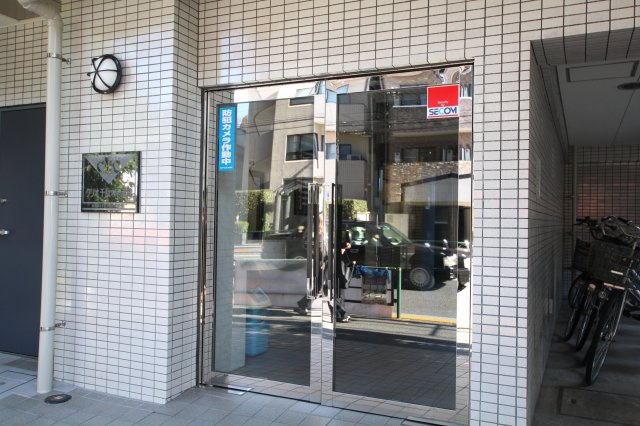 【エントランス】