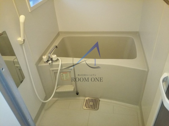 ソレイユ・フラットの浴室|お風呂です。