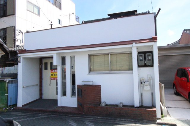 東宿町２丁目店舗の外観