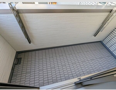 【バルコニー】 | TRICERA Court