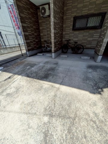 エレガンテ住吉Ⅰの駐車場