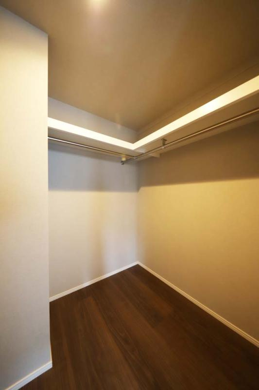 レジデンス桜新町ガーデン　フリーレント　ペット相談　メゾネットの収納