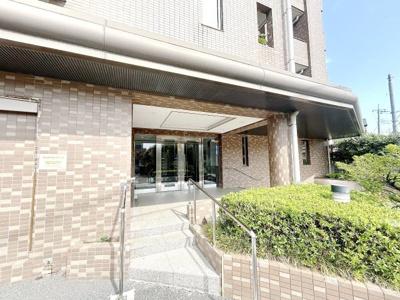 【エントランス】 | リーベスト所沢 | 毎日通るエントランスはこのようになっています