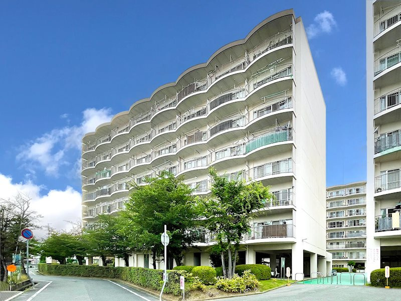 ろうきん昆陽コーポB棟