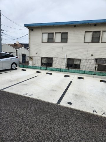 エルグランド博多の杜の駐車場