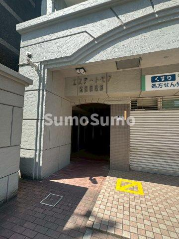 エステートモア・薬院倶楽部のエントランス