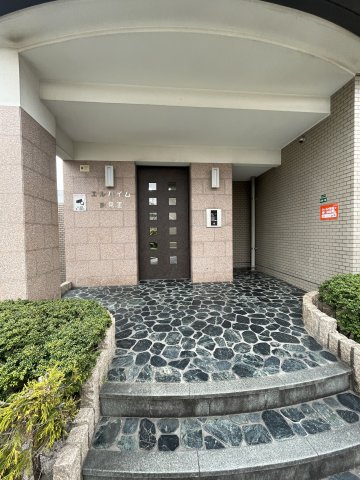エルハイム室見Ⅲのエントランス