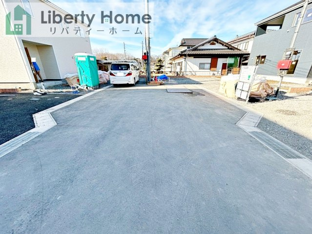 常陸大宮市姥賀町第3　新築戸建　6号棟の前面道路含む現地写真