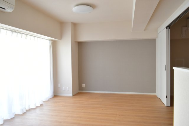 多摩市関戸１丁目の中古マンションの居間・リビング