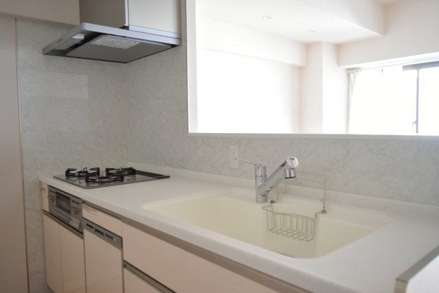 多摩市関戸１丁目の中古マンションのキッチン