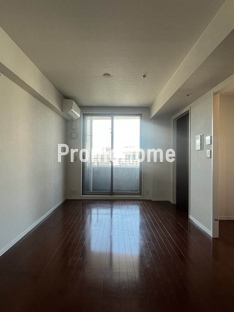 カスタリア東日本橋の居間・リビング