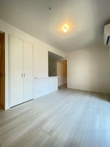 エンクレスト博多BRIGHTの居間・リビング