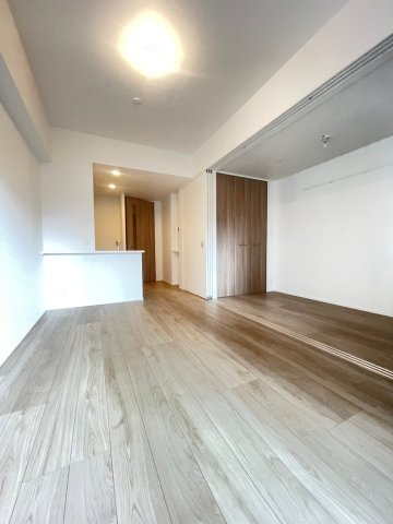 エンクレスト博多BRIGHTの居間・リビング