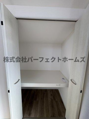楠葉野田1丁目戸建　賃貸の収納|こまごまとしたものを収納できそうですね