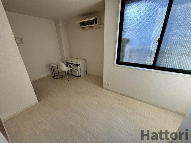 タウンハウス服部天神の居間・リビング